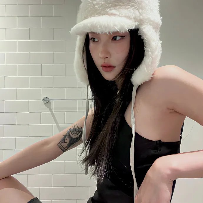 激活逆袭系统,恋爱事业双开挂